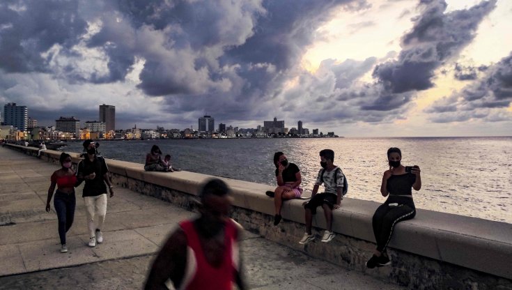 Cuba: le spiagge riaprono dopo 9 mesi, ma con obbligo di mascherina