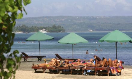 Bali, il triste record dell’isola indonesiana più ambita: da 6,2 milioni di turisti l’anno ad appena 45 causa Covid