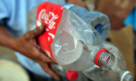Coca-Cola e Pepsi tra i più grandi inquinatori per la plastica