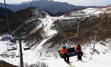 Non c’è più neve per i Giochi olimpici: Pechino prova a cambiare il clima