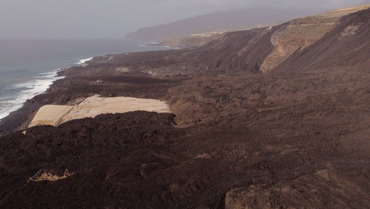 Canarie. La Palma, l’isola dell’eruzione senza fine, ora scopre il turismo del vulcano. “Ci farà rinascere”