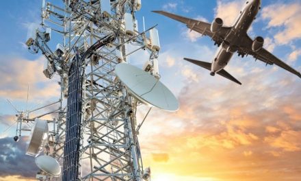 Il lancio del 5G per i telefonini mette in crisi il trasporto aereo