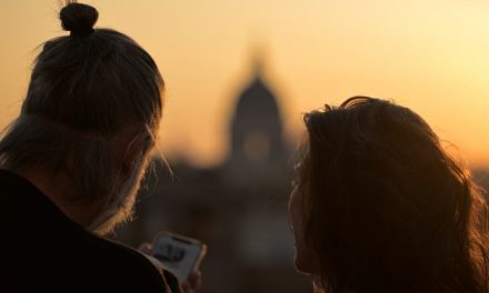 Italia, come cambia il turismo ora che la metà dei viaggiatori è delle generazioni Y e Z