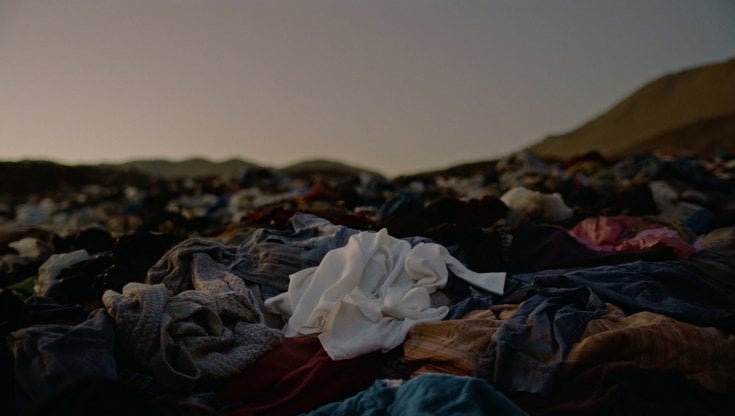 Dal deserto dell’Atacama, un appello per prestare maggior cura ai nostri abiti