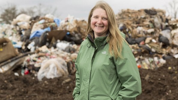La donna che ha calcolato quanta plastica inquina gli Oceani e altri 24 ideatori di un mondo migliore