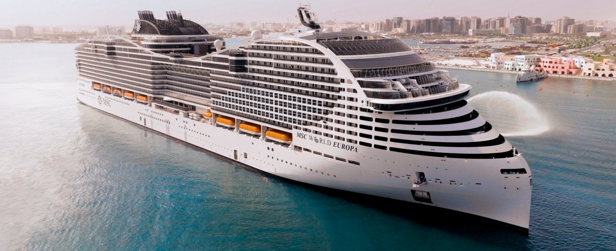 Msc: inaugurata a Doha la nave più ecologica del mondo. Esordio da hotel galleggiante dei Mondali di Calcio