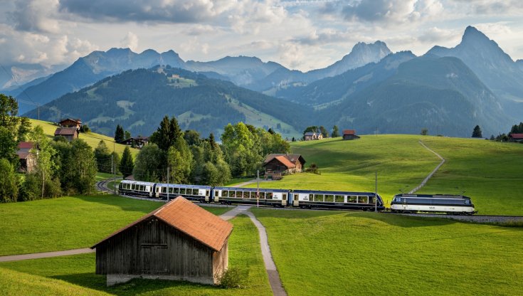 In Svizzera la prima ferrovia al mondo a scartamento variabile: in alta montagna e a fondovalle senza cambiar treno