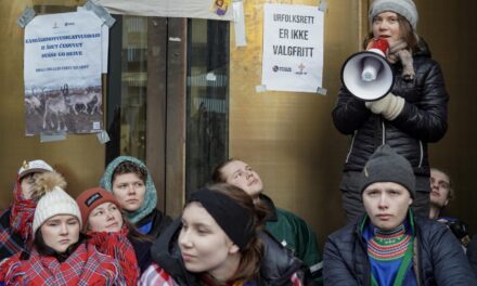 Greta Thunberg con il popolo Sami contro l’eolico che minaccia le renne