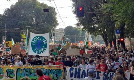 Il 3 marzo sciopero globale per il clima. Fridays for Future: “La nostra rabbia è energia rinnovabile”