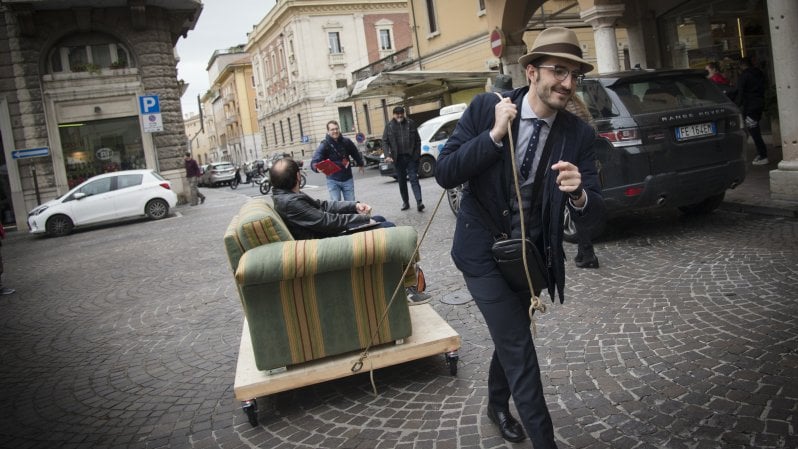 Ruggero Rollini: porto “La Scienza sul Divano” per capire l’insostenibilità della nostra vita