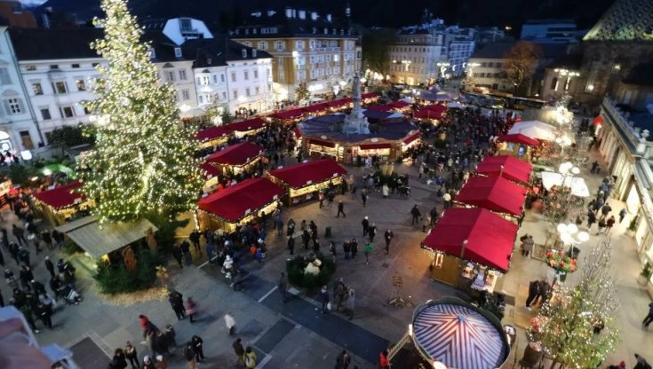 Alto Adige, tornano i mercatini di Natale. Ma con l’obbligo di Green Pass