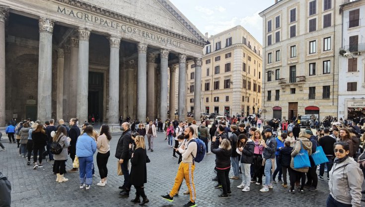 Turismo, 6 italiani su 10 torneranno ad abitudini prepandemia. Per ora due su tre restano in patria