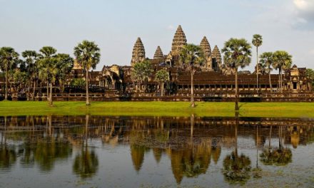 Angkor Wat, la meraviglia cambogiana riapre dopo il Covid ma è ancora deserta (o quasi). Scopritela ora