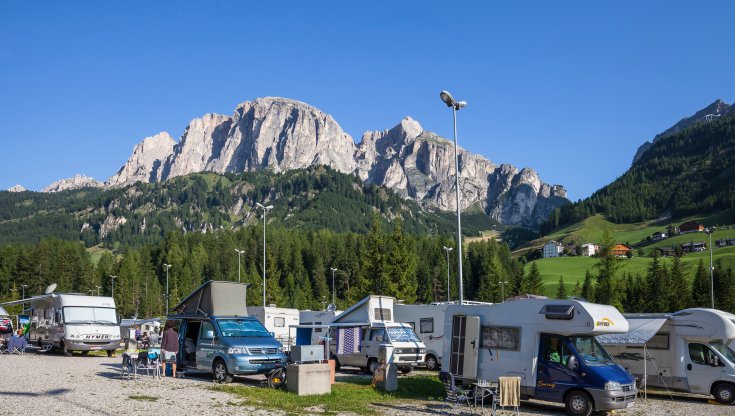 Italia, è boom della vacanza outdoor. La voglia di campeggio ha già superato i livelli 2019