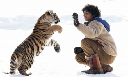 “Il ragazzo e la tigre” raccontato da Brando Quilici: “Nessuno può salvarsi da solo”