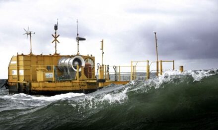 In Scozia l’energia si produce con le onde del mare
