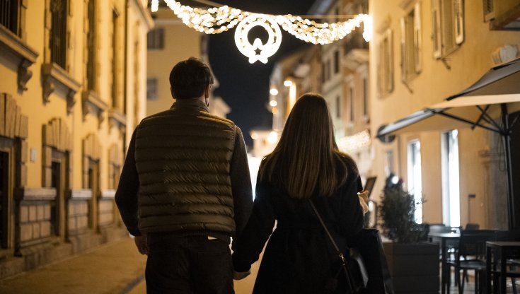 Trento, la città del Natale green: le luci si accendono anche pedalando